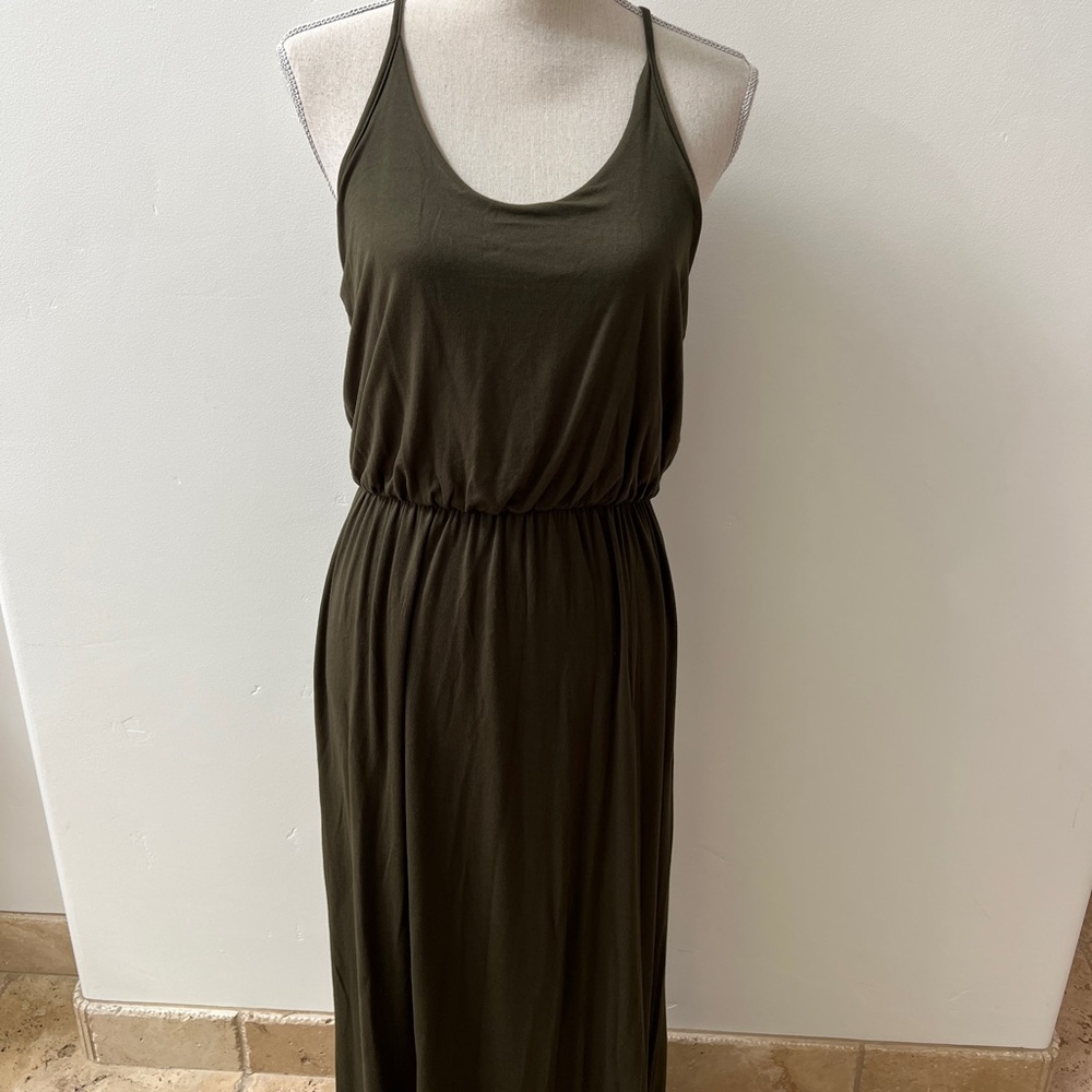 Olivia Rae olive green king jersey dress, gathers at waist, scoop neck, S, EUC